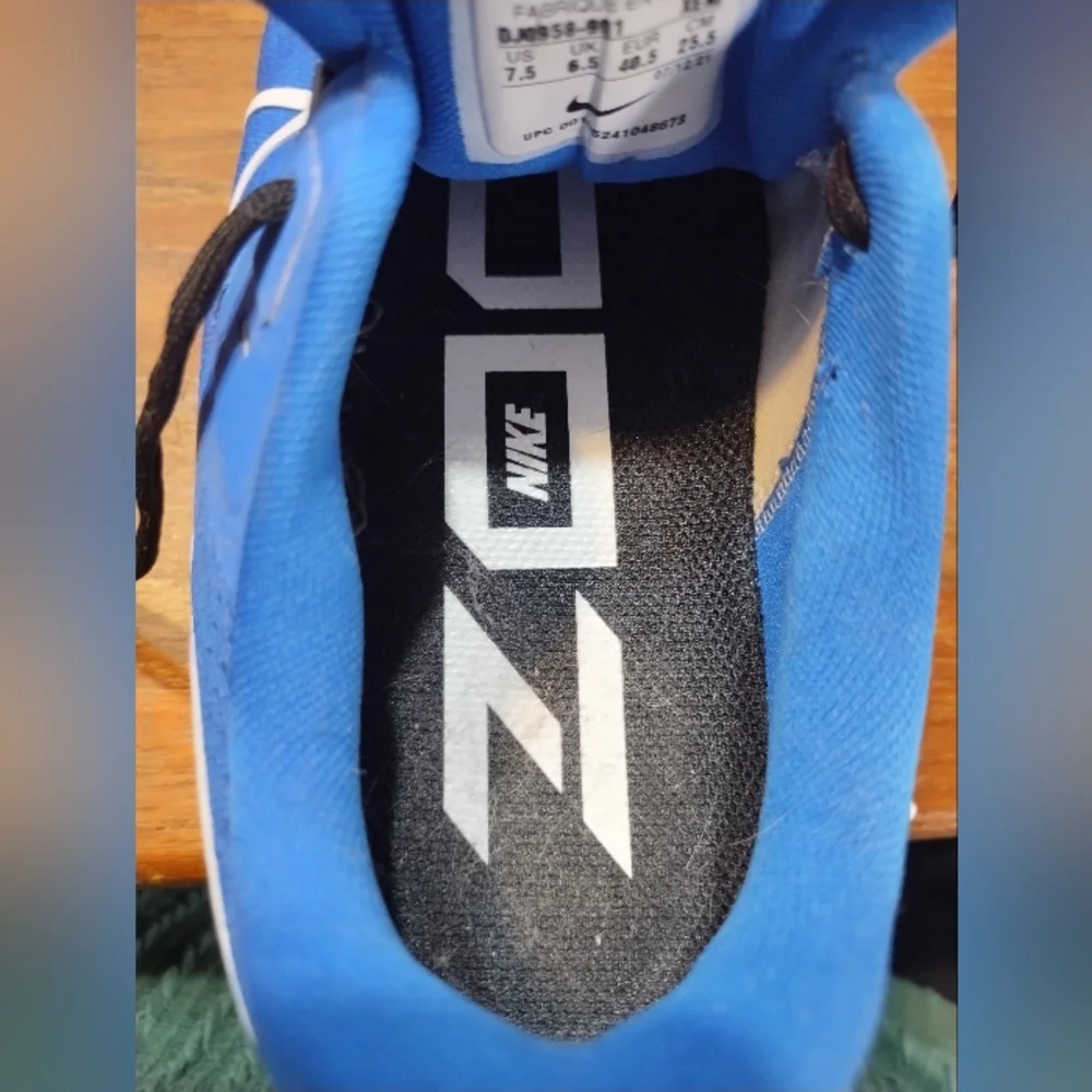 Nike Air Zoom Pegasus, Blue, Size 7.5 Men's, Size 9.5 Women's, Like New - Picture 9 of 13